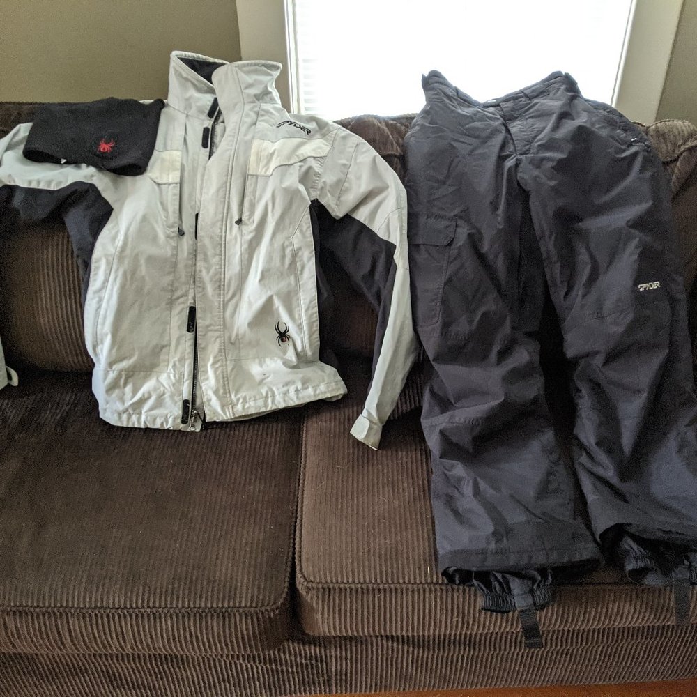 Spyder Ski Jacket, Snow Pants, and Neck Gaiter